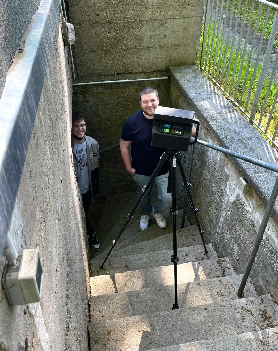 Treppenanlage in der KZ-Gedenkstätte Wiesbaden