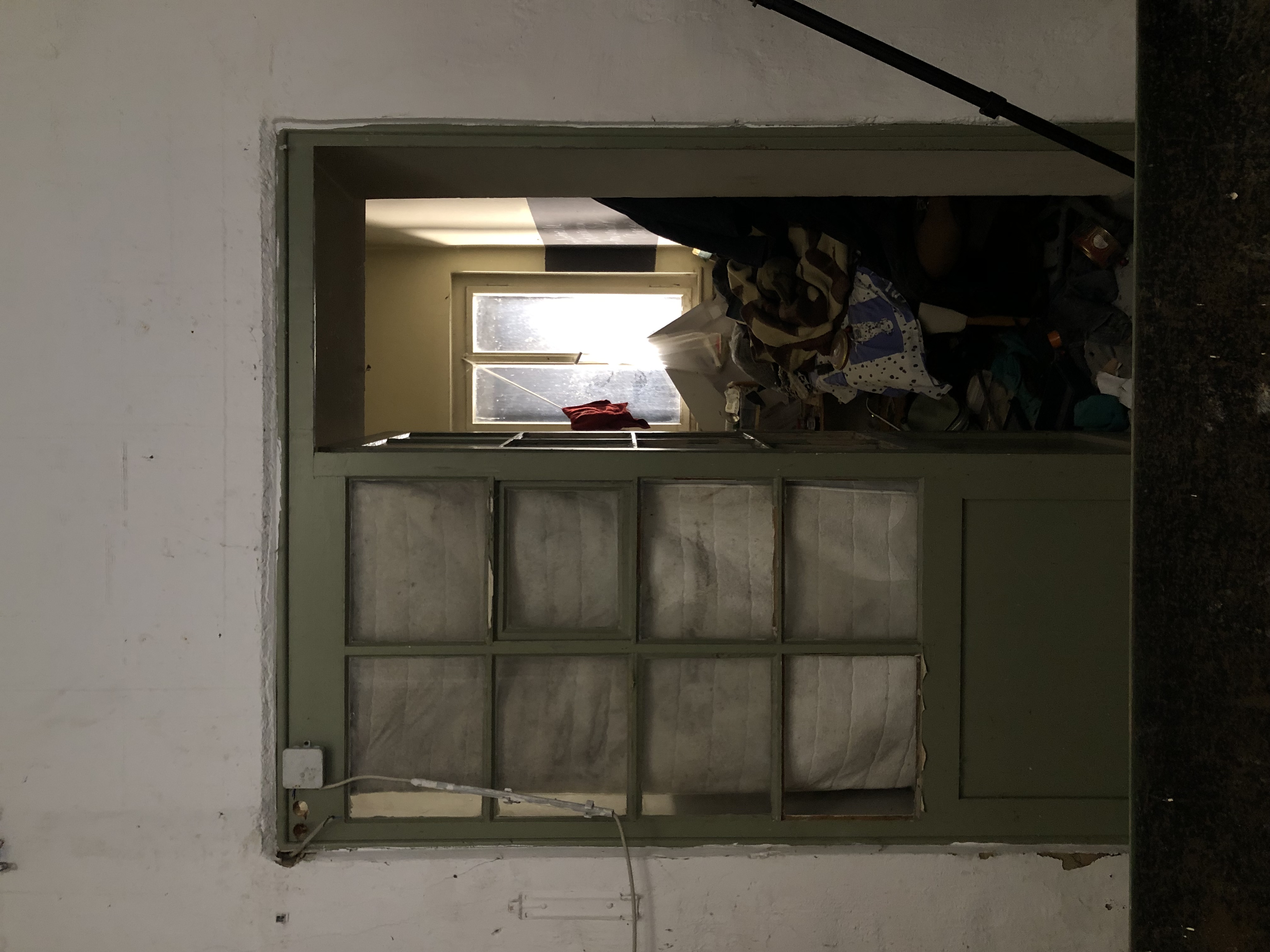 Zollspeicher vollgestellter Raum